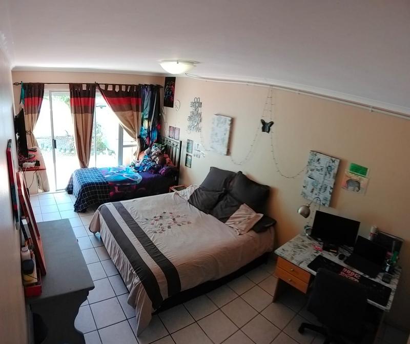 4 Bedroom Property for Sale in Flagship Western Cape